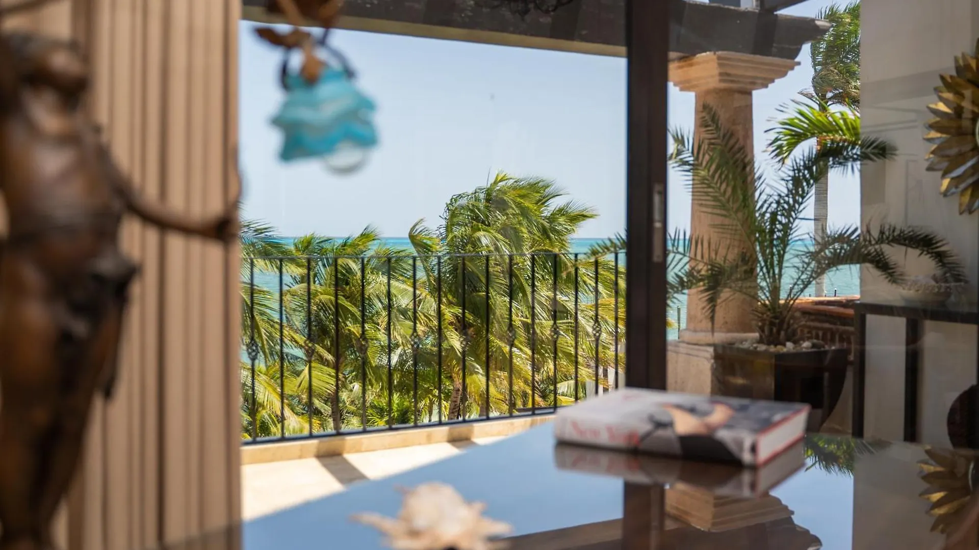 Villa Albatros Oceanfront Luxury Hotelzone Cancún