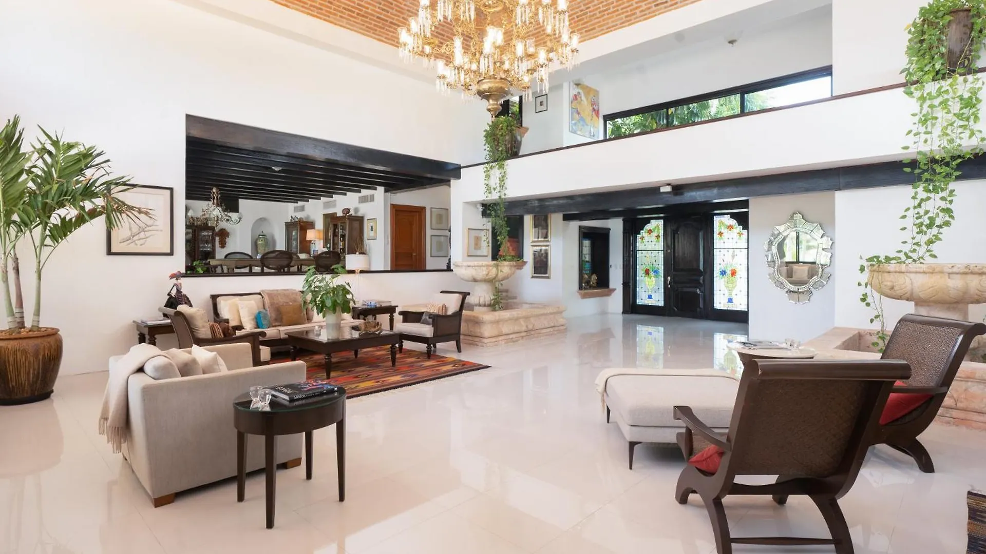 Villa Albatros Oceanfront Luxury Hotelzone Cancún